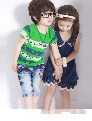 ѿѿ������ͯ��ɫϵ���b