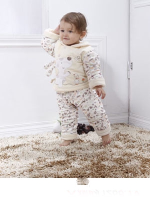 ������܇(ch��)�냺��(n��i)�·�ɫ