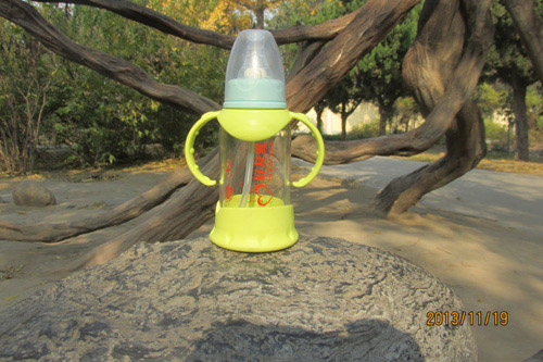 ���ѐۋ��׃��Sɫ��ƿ