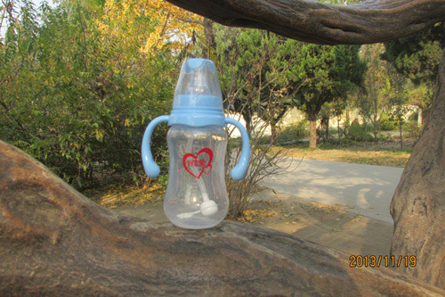 ���ѐۋ��׃��{ɫ��̖��ƿ