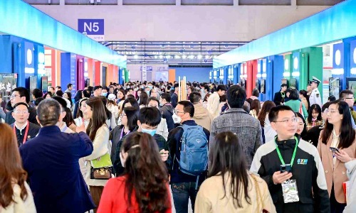 2023�Ї�(gu��)�����գ�У��.�@��չ�[��(hu��)