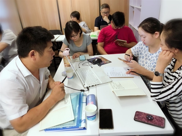 �x��׿Խ�ĠI�\֮��|΁�˿Ƽ������I�\���팍��ɳ���A�M��Ļ��