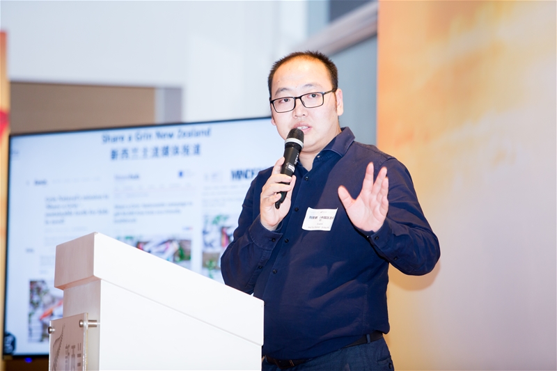 ���Ї���ͯ�����o�� �����m��Share a grin �������Ŀ�״�����Ї�