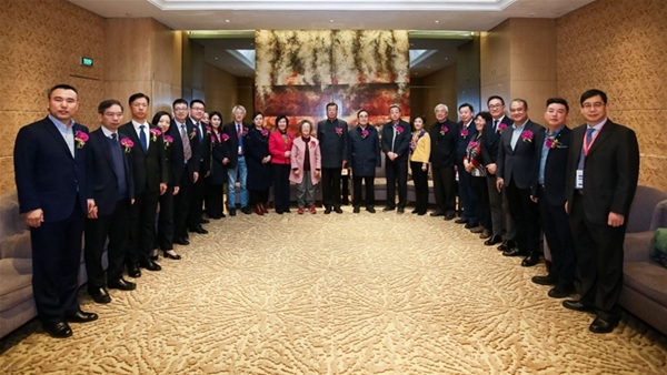 ��څ��•��δ��-2019�������Ї����׃��l(f��)չՓ���������_