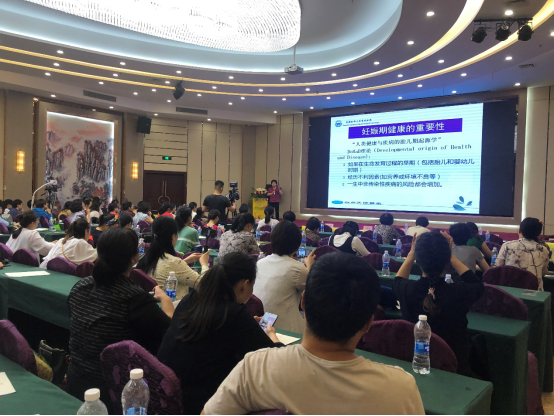 ������ʹ������Č��ЋD�W(xu��)У�ώ����nչʾ�������Y(ji��) ����Ӗ(x��n)��(hu��)�ڏB�T¡�����_