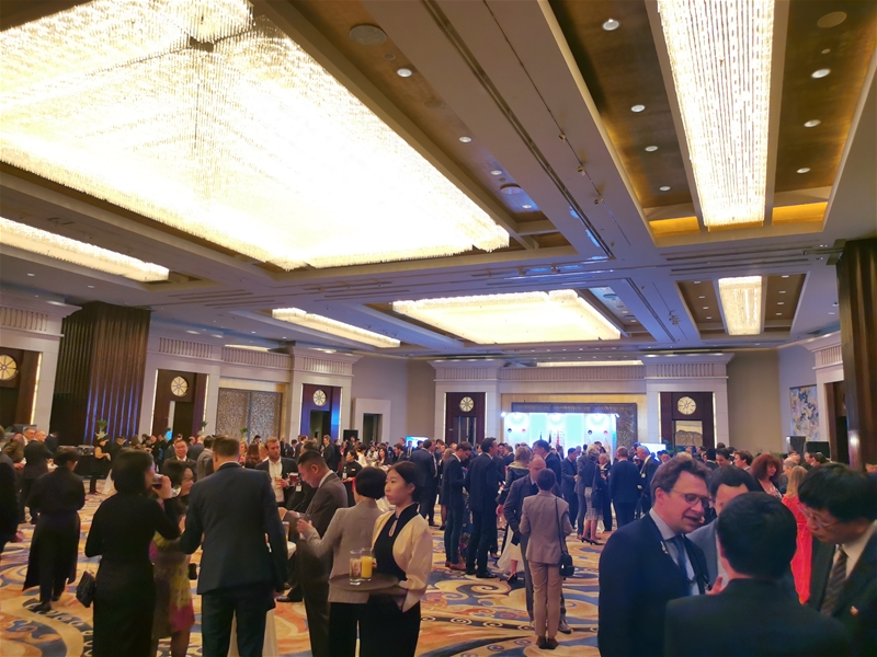 �����r�����L�A�������m�cؐ�����ٴ��_�ɑ��Ժ���