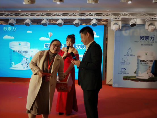 �W����&����(y��u)��(y��u)Сؐ(li��n)�xӆ؛��(hu��)�A�M�e��