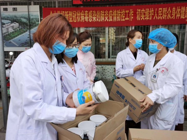 ���F�����L�ڣ�����Ӳ�˾�ٛ1700�fԪ�ߺ������F�����̷۹�������