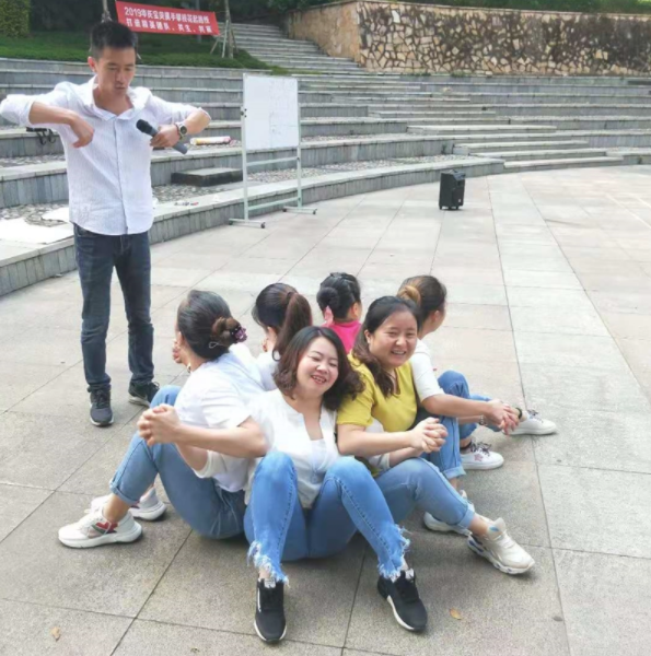 ���ľ��� ͬ��ͬ�С����A�ό�ؐ��һ�ڈF(tu��n)�(du��)��չ���(d��ng)�ɹ��e�k